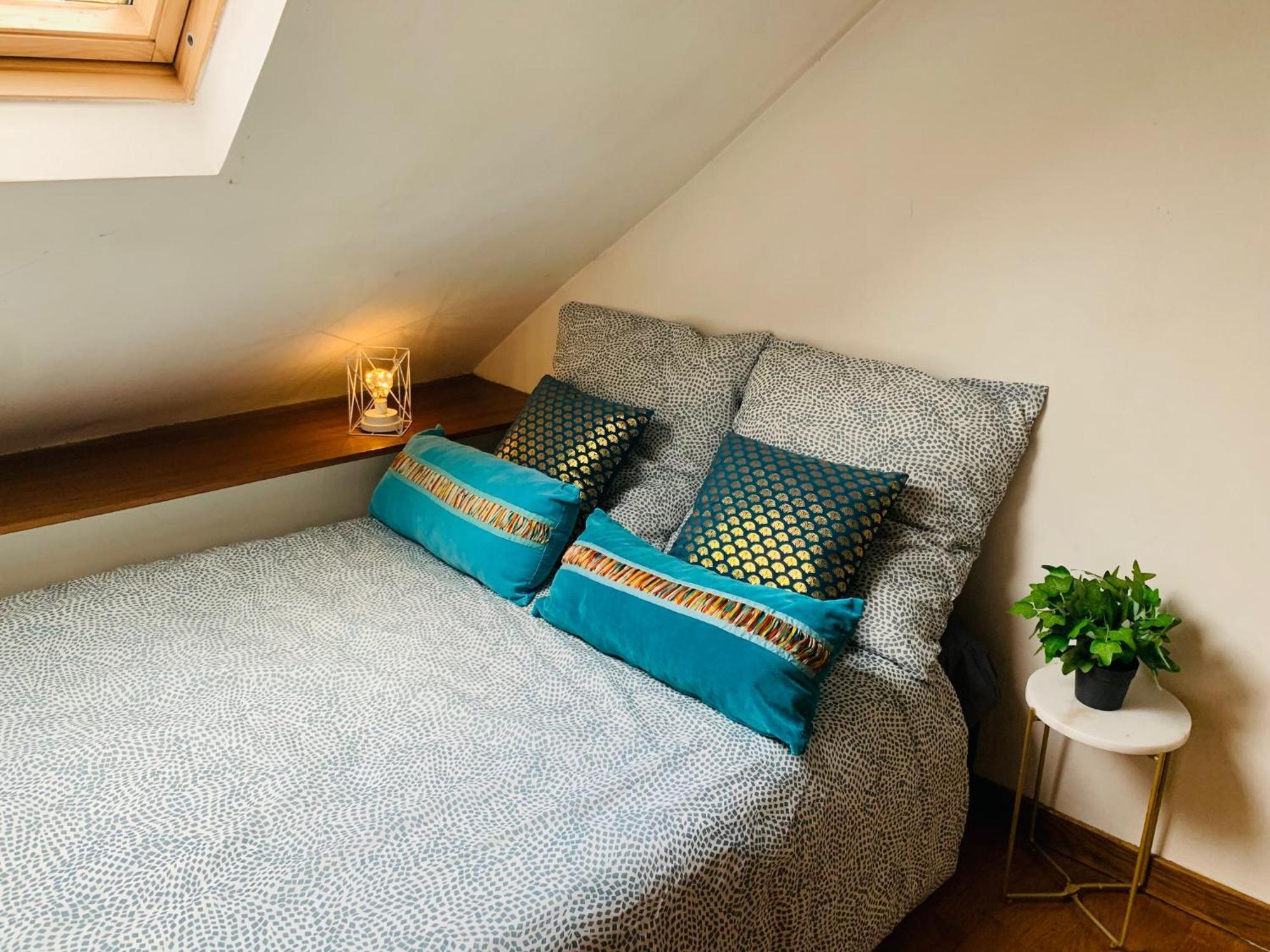 Cosy Studio Design With Modern Bathroom Vaureal Εξωτερικό φωτογραφία