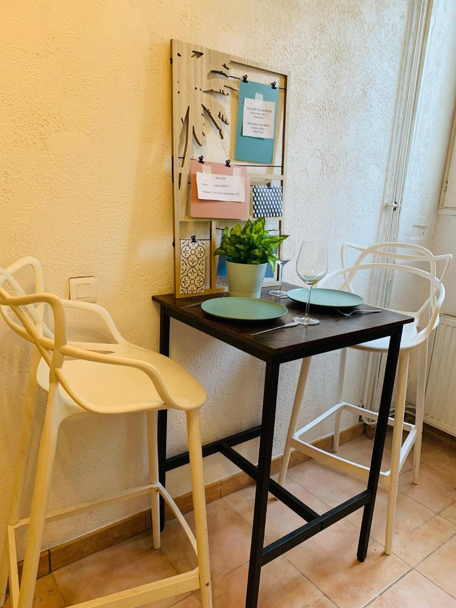 Cosy Studio Design With Modern Bathroom Vaureal Εξωτερικό φωτογραφία