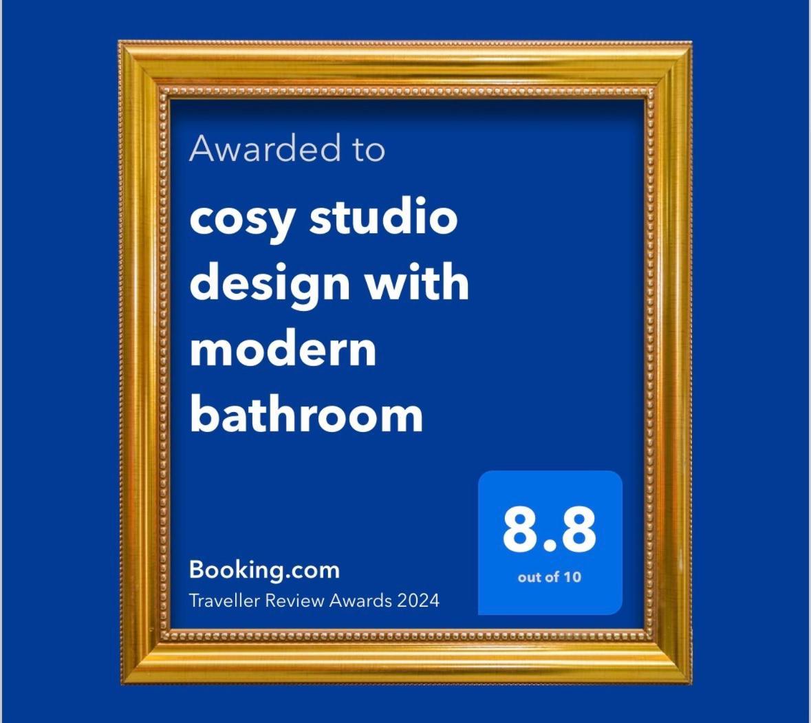 Cosy Studio Design With Modern Bathroom Vaureal Εξωτερικό φωτογραφία